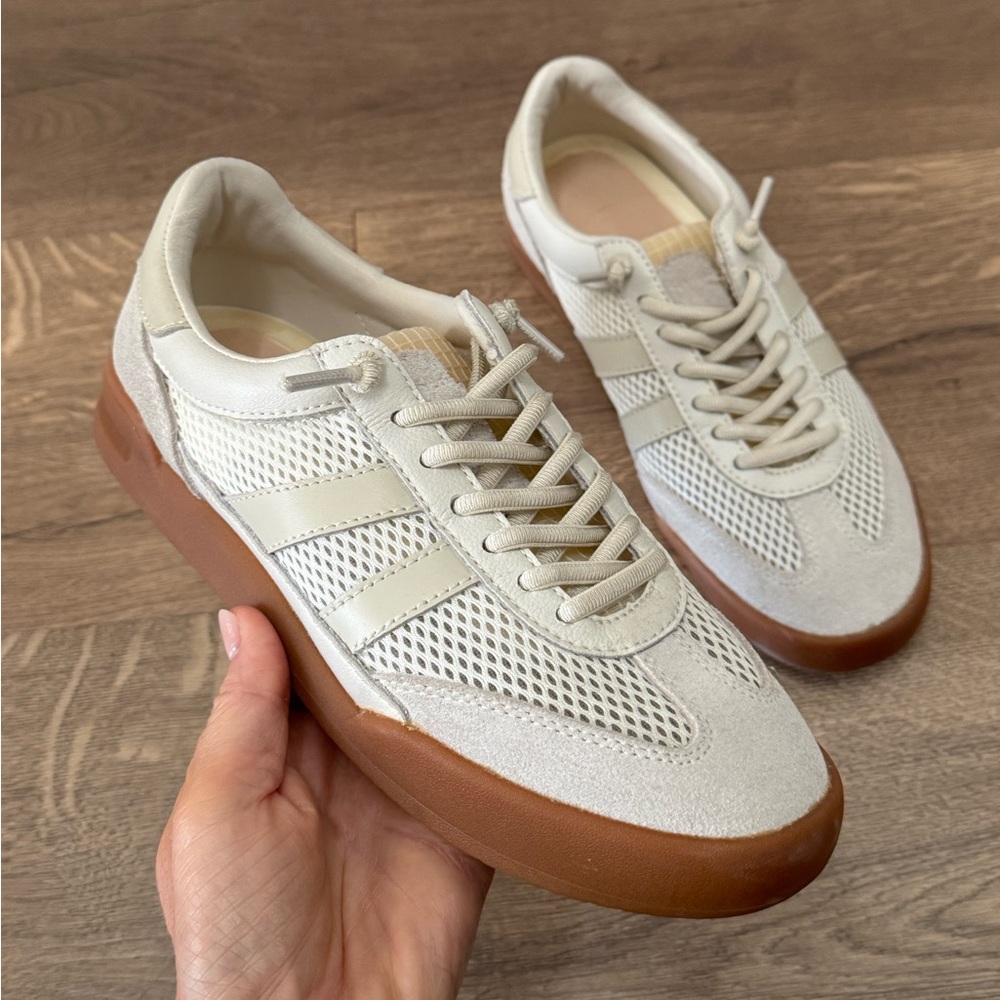 Steve Madden White Sneakers womens 7